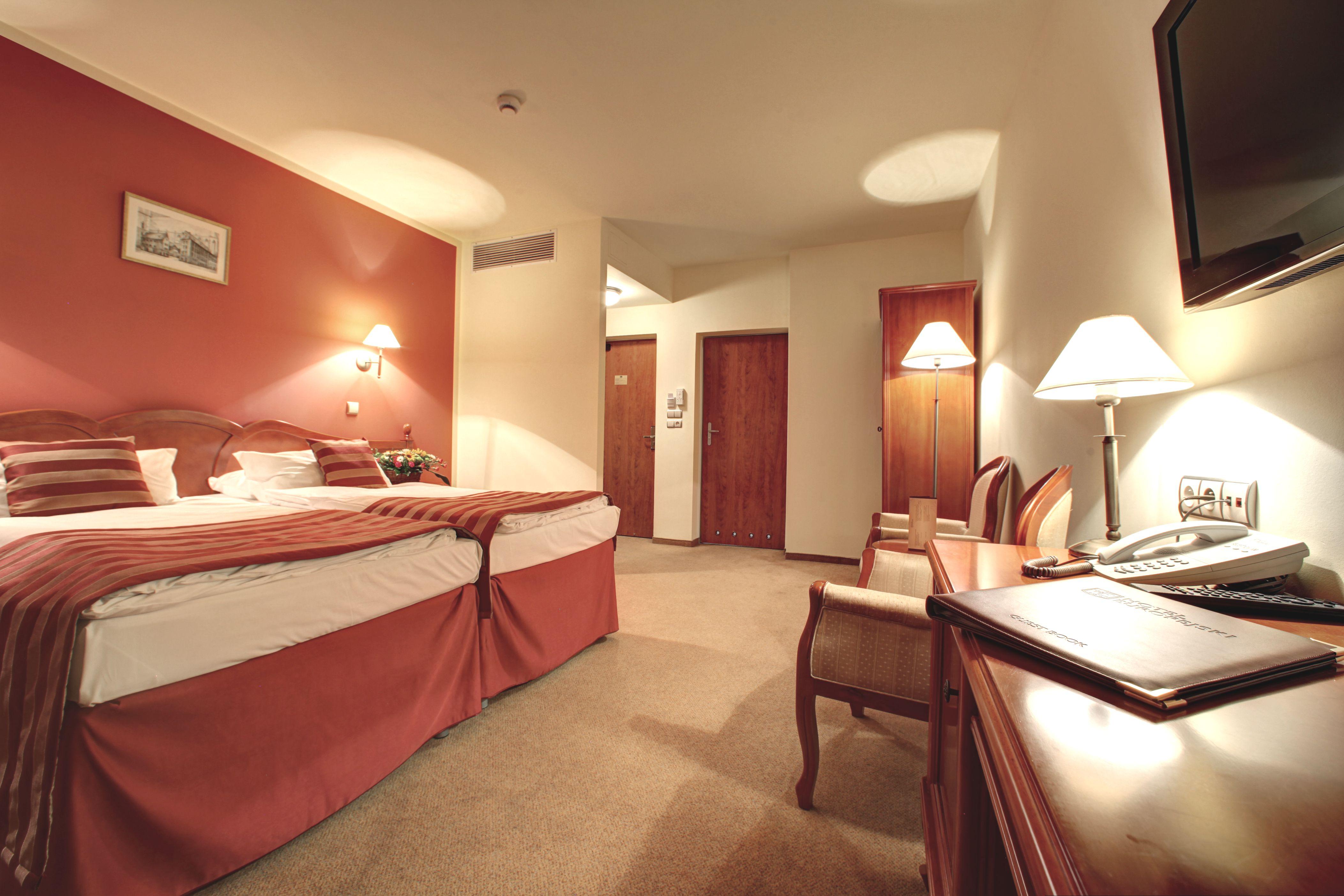 Hotel Europejski Wroclaw Centrum Luaran gambar